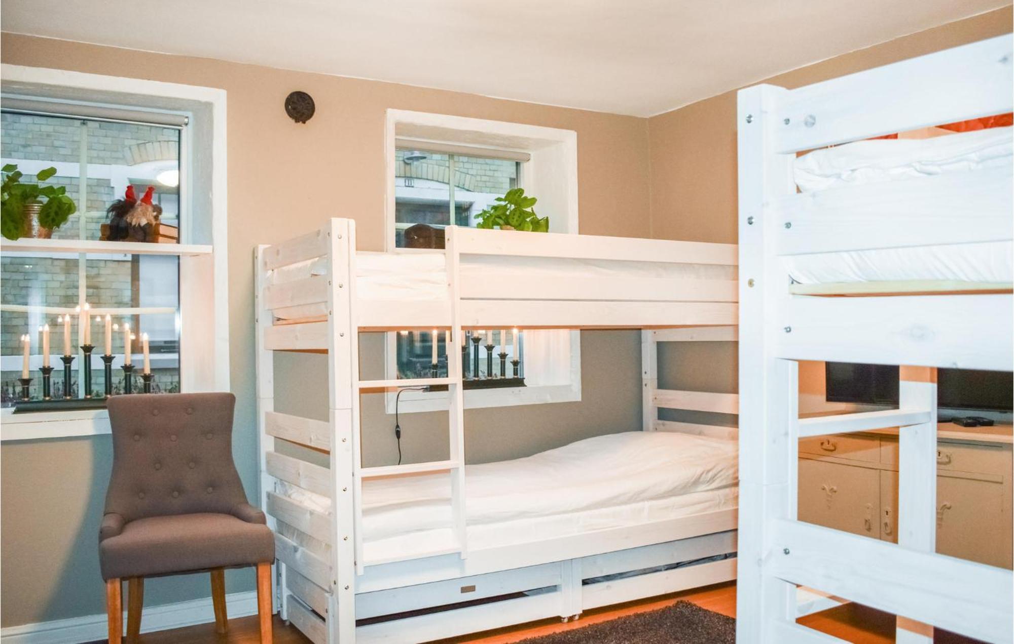 1 Bedroom Amazing Apartment In Истад Экстерьер фото